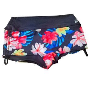 Victoria’s Secret PINK Ultimate Gym to Swim Shorts Size S Tropical Floral Aloha